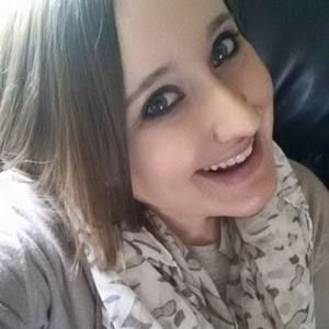 Meet your Posher, Cassandra